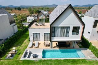 แคนเทอเบอรี่ เขาใหญ่ พูลวิลล่า สระน้ำอุ่น CANTERBURY Khaoyai - Ban Rai Khlong Sai - 0