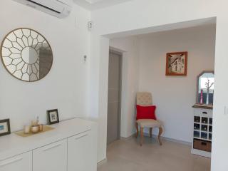 Stunning 5-Bedroom Villa in El Rafalet with Private Pool and Panoramic Views - - 6