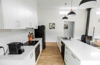 Jimmara House Modern central holiday home - Halls Gap - 3
