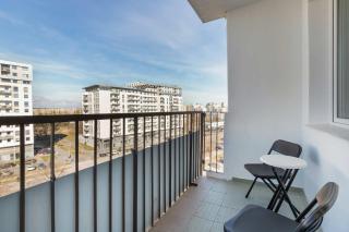 Spacious Apartment Burzyńskiego in Gdańsk with Parking by Noclegi Renters - Danzig - 5