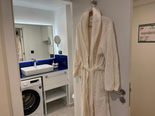 Hotel by the sea - Batumi - 6