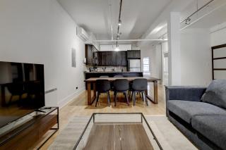 Charming 4BR Spacious Retreat in the Plateau - Montréal - 0