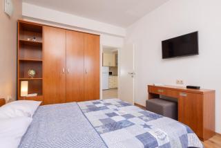 Diamond Beachfront Apartments - Duće - 1