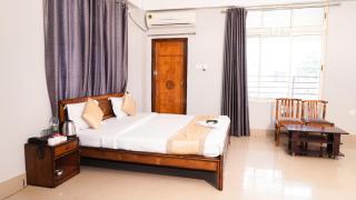 Hotel Royal Beltola - Guwahati - 4