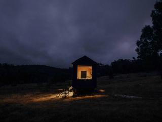 Remote Off-Grid Cabin in the Wilderness - Jude - 5