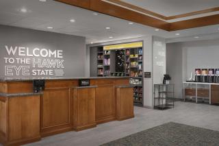 Hampton Inn Waterloo - Waterloo - 6