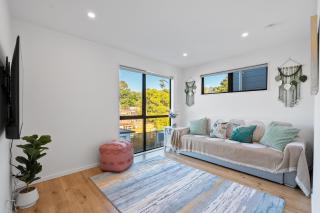 Luxury 4 BR Retreat 4 bath with 3 Master Suites and Kids' Playroom - Auckland - 0