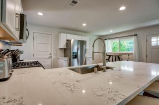 Beautiful retreat under the Starlight - Redding - 1