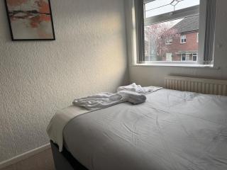 A spacious 3 bed semi-detached - Ince-in-Makerfield - 4