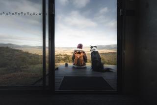 Designer Off-Grid Cabin Retreat by Famous Startup - Frankie - 2