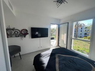 T2 neuf tout équipé ! Climatisation, wifi, parking privatif - Saint-Mandrier-sur-Mer - 1