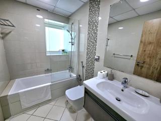 SUNRISE HOMES - 2 BR with Panoramic Marina Views - 1