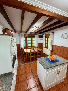 Chalet con zona de asador en Quijas - Valles - 4