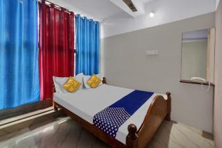 SPOT ON Canton Lodging And Boarding - Bangalore - 9