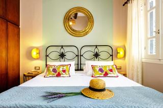 Chanialiving Venetian Luxury House-near Plaza Parking - 1