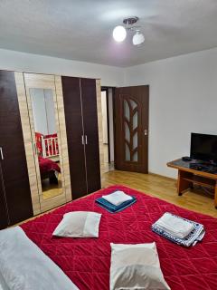 Apartament 3 camere 3 paturi pentru 6 pers,plus un pat de o persoană de rezervă - Sibiu - 5