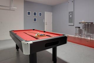 Water Front BBQ with Private Heated Pool Luxury Villa - 8