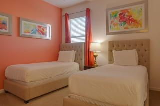 Water Front BBQ with Private Heated Pool Luxury Villa - Kissimmee - 6