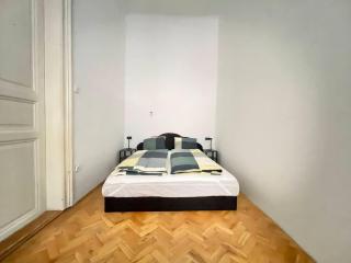 Central Stay near Uránia - Budapest - 0