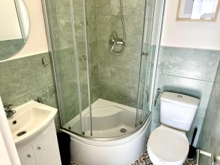 Studio przy plaży z parkingiem III - 7