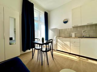 Studio przy plaży z parkingiem III - 1