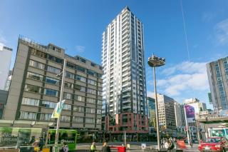 Apartment in Auckland City in Front of Sky Tower - Auckland - 2