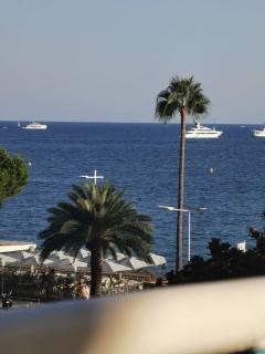 Juan-les-Pins, superbe studio vue mer grande Terrace cuisine séparée - Antibes - 2