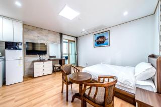 Seogwipo Gaetkeusi Pension - 5