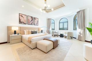Beachfront 6BR and Assistant's Room Villa with Private Pool, Palm Villa, Palm Jumeirah by Deluxe Holiday Homes - 8
