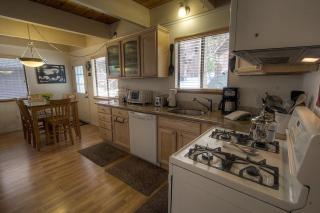 Cozy Mountain Hideaway home - Incline Village - 3