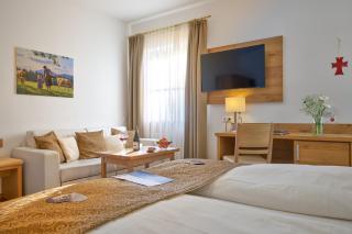 Wander und Aktiv Hotel Rösslwirt - Lam - 8