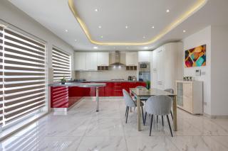 The Marylou penthouse - 1