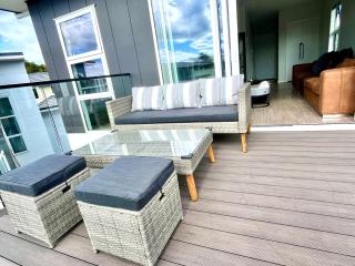 Brand new Lakeside cozy home -  - 1