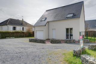 Maison familiale 4 chambres avec jardin et parking - Esvres - 2