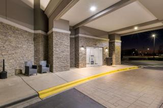 Hampton Inn & Suites Charlotte-Airport - Charlotte - 7