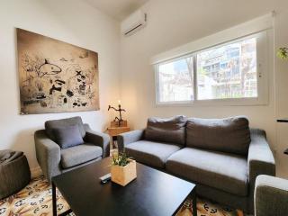 Railway House 1BR Apt w front yard 24 hours power - Beyrouth - 9