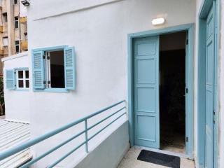 Railway House 1BR Apt w front yard 24 hours power - Beyrouth - 2