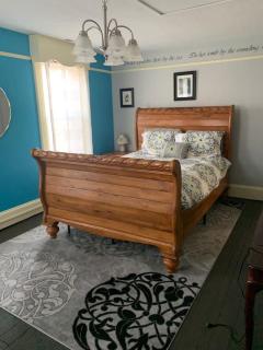 Poe Themed Home Close to Beaches and DE Turf - 2