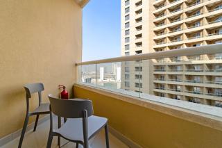 Modern Studio in Production City - 3