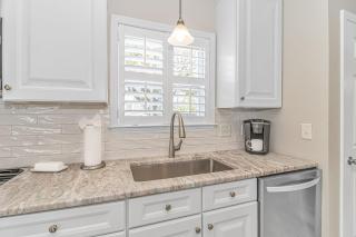 Ocean lakes, Luxury Water Front Home - Myrtle Beach - 3