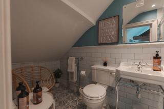 Roger Suite - Whaley Bridge - 4
