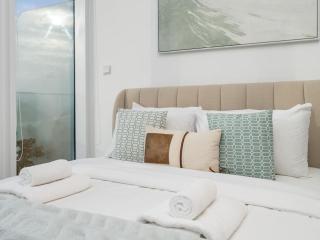 Elegant Studio in Bloom JVC with High-End Finishes - 4