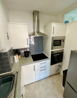 Beautiful apartment, moments from the sea - 4