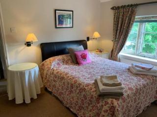Tiesel & Truffles Cottages - Cheltenham - 5