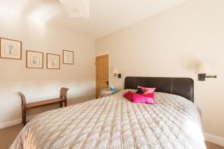 Tiesel & Truffles Cottages - Cheltenham - 3