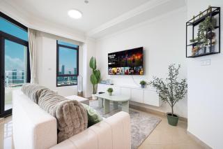 Prime Location - 2BR with Spectacular Sea View - 3