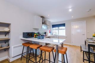 Modern Apartment in Chester by 53 Degrees Property, Ideal for Couples, City Centre Location! - Chester - 3