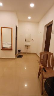 Dwarka Residency Inn - Mahabalipuram - 7