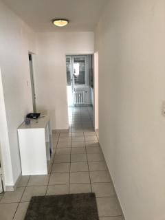 EUROVISION! Spacious 3 bedroom apartment, great location, 30 min to Eurovision - Basilea - 7