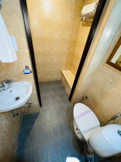 Sea Hawk - Luxury Hill Resort 4 mins from Bhimtal Lake - Bhimtal - 3
